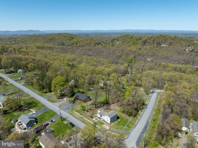 671 Pine Ridge Dr, House other with 4 bedrooms, 3 bathrooms and null parking in FRONT ROYAL VA | Image 15