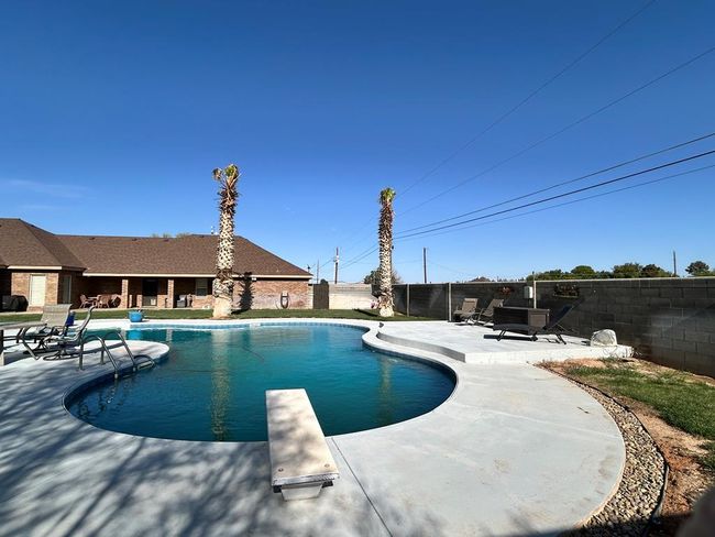 390 Hackberry Dr, House other with 5 bedrooms, 5 bathrooms and 3 parking in Andrews TX | Image 63