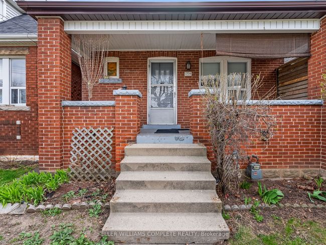 174 Park Row N, House other with 2 bedrooms, 2 bathrooms and null parking in Hamilton ON | Image 5