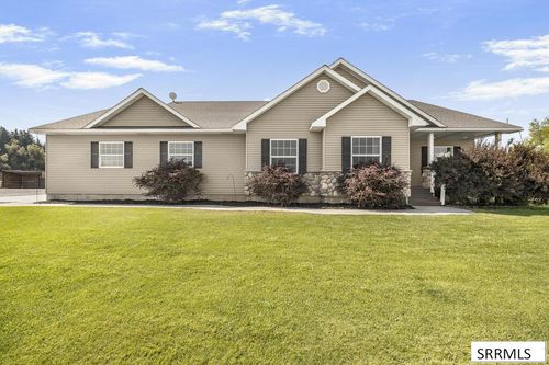 2140 E 200 N, Saint Anthony, ID, 83445-5600 | Card Image