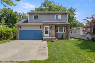 39662 Arbor Street, Home with 3 bedrooms, 2 bathrooms and null parking in Harrison Twp MI | Image 1