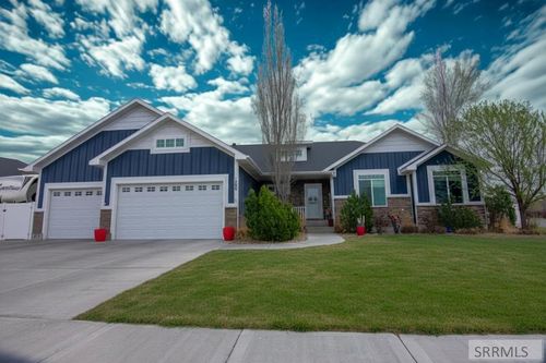 1080 Red Robin Ave, Ammon, ID, 83401-1369 | Card Image