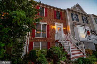 4026 Kimberley Glen Court, Townhouse with 4 bedrooms, 3 bathrooms and null parking in CHANTILLY VA | Image 2