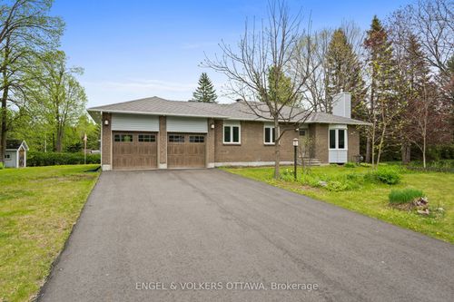 1375 Trebla Way, Greely, ON, K4P1E4 | Card Image