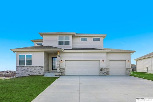 10411 Cimarron St, Papillion, NE, 68046-5984 | Card Image