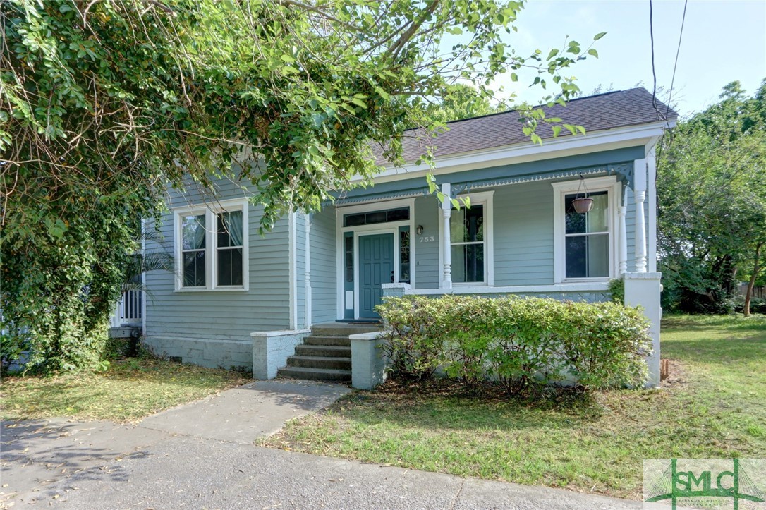 Gwinnett St, Savannah, GA 31401