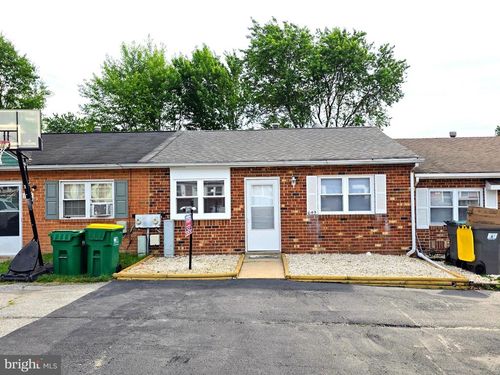 649 Walden Ct, Bear, DE, 19701-1060 | Card Image