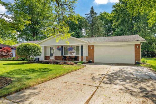 38350 Long St, Harrison Twp, MI, 48045-3586 | Card Image