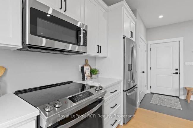 13 Jonathan Cres, House other with 4 bedrooms, 3 bathrooms and 4 parking in Mildmay ON | Image 18