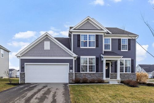 582 Zoar St, Galena, OH, 43021-1523 | Card Image