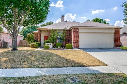 8405 Ram Ridge Rd, Fort Worth, TX, 76137-5931 | Card Image