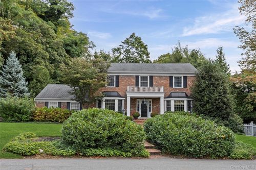 336 Bay Ave, Halesite, NY, 11743-1134 | Card Image