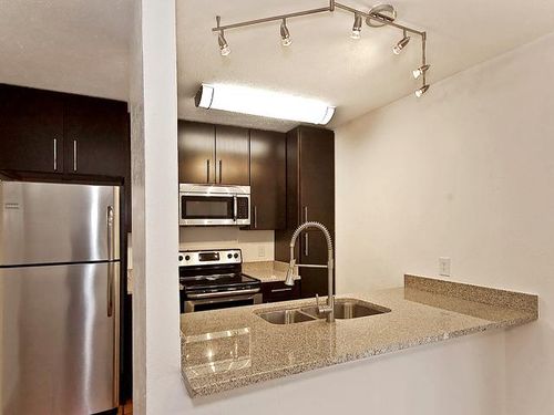 225-5909 Birchbrook Dr, Dallas, TX, 75206-4562 | Card Image