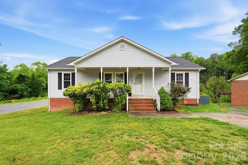 1114 Lakeview St, Kannapolis, NC, 28083-6344 | Card Image
