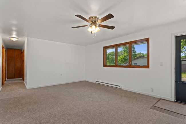 19 Circle Dr, House other with 3 bedrooms, 1 bathrooms and 1 parking in Fisher IL | Image 6