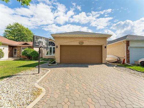 100 Eastmount Dr, Winnipeg, MB, R2N3W8 | Card Image