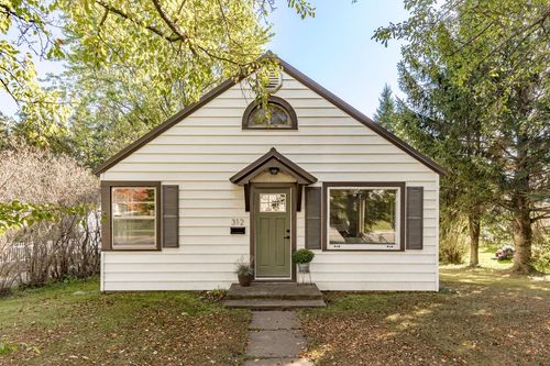 312 22nd St, Cloquet, MN, 55720-2127 | Card Image