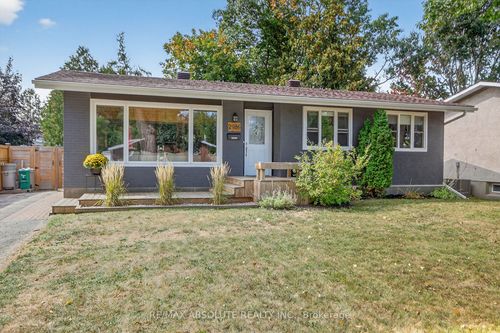 2186 Tawney Rd, Ottawa, ON, K1G1C5 | Card Image
