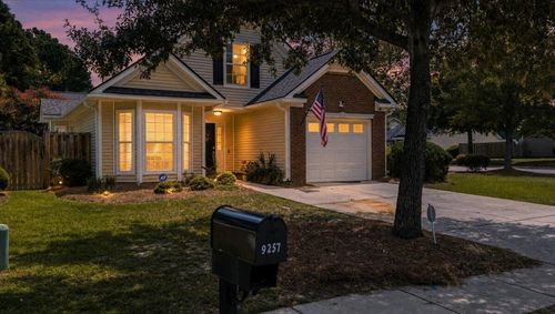 9257 Ayscough Rd, Summerville, SC, 29485-8578 | Card Image