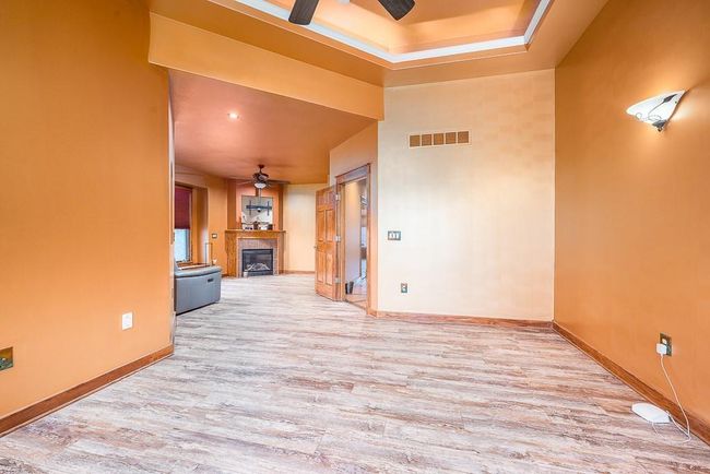 1605 Washington St, House other with 6 bedrooms, 5 bathrooms and null parking in Tonganoxie KS | Image 16