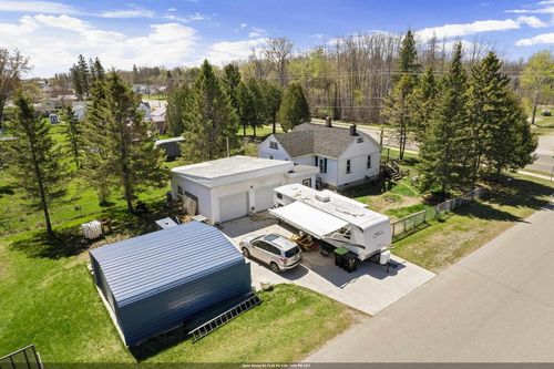 4518 10th Street, Menominee, MI, 49858 | Card Image