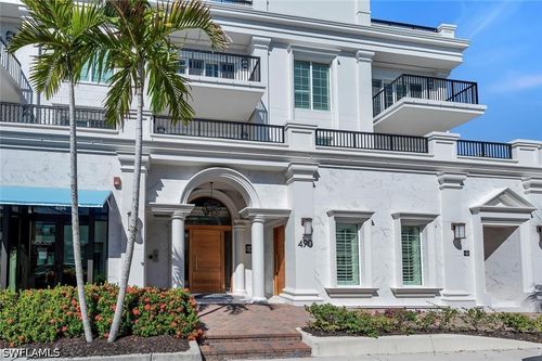 unit-101-490 5th St S, Naples, FL, 34102-6577 | Card Image