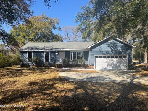 227 Taylor Notion Rd, Cape Carteret, NC, 28584-8962 | Card Image