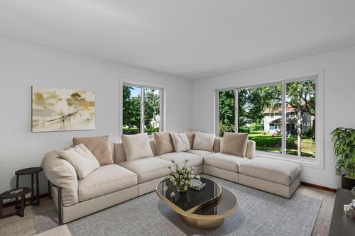5721 20th Ave S, Minneapolis, MN, 55417-2618 | Card Image