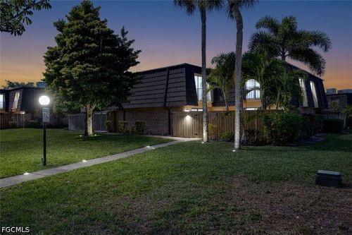 apt-4-4039 Sandlewood Ln, FORT MYERS, FL, 33907-3659 | Card Image