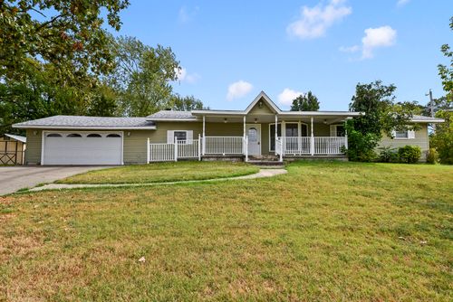 1261 W North Street, Springfield, MO, 65803 | Card Image