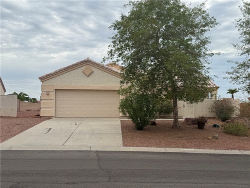 2334 Silverthorne Dr, Bullhead City, AZ, 86442-4450 | Card Image