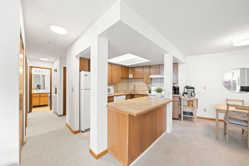 42-11900 228 St, Maple Ridge, BC, V2X6L9 | Card Image