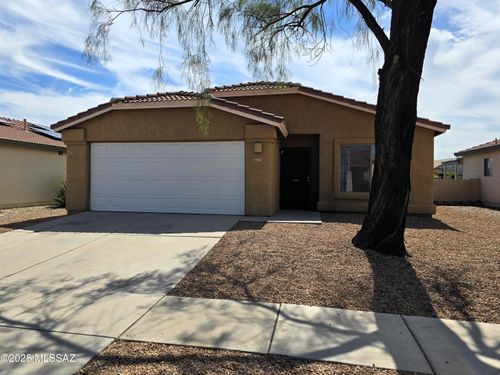 7980 N Siskiyou Drive, Tucson, AZ, 85743 | Card Image