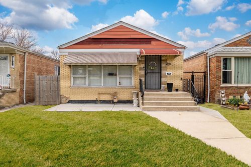 7124 S Kedzie Ave, Chicago, IL, 60629-3530 | Card Image