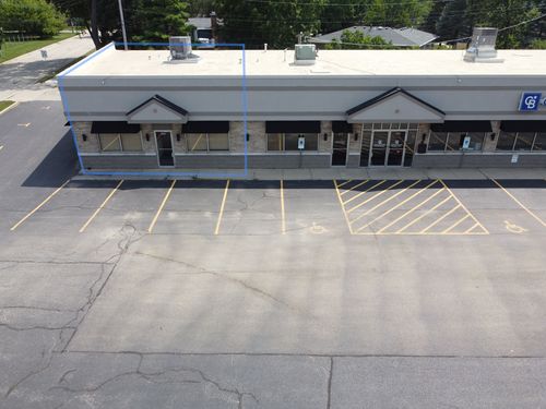 777 Algonquin Rd, Algonquin, IL, 60102-3007 | Card Image