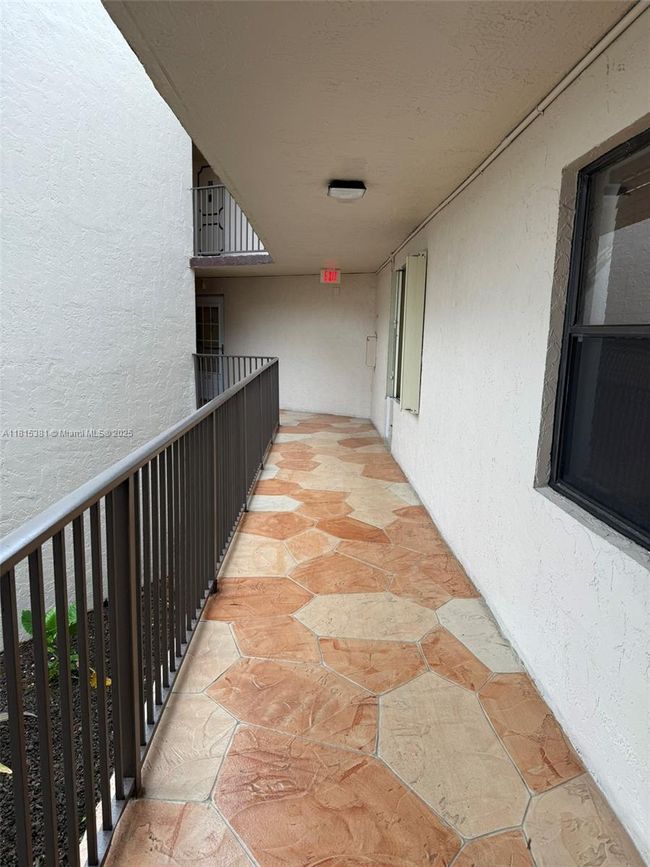 APT-212 - 7850 W Mcnab Rd, Condo with 2 bedrooms, 2 bathrooms and null parking in Tamarac FL | Image 6