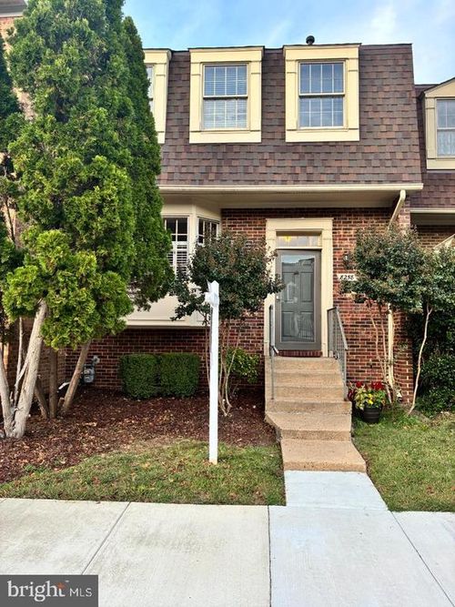 8258 Cedar Landing Ct, ALEXANDRIA, VA, 22306-3237 | Card Image