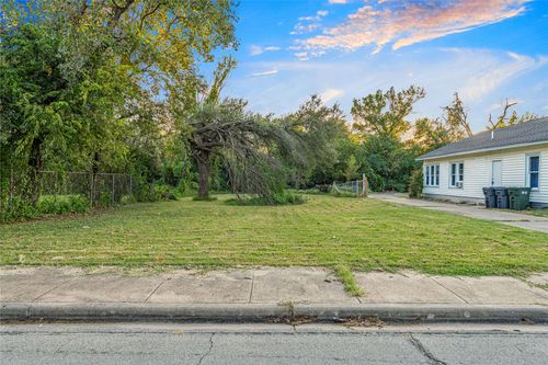 508 Lottie St, Waco, TX, 76704-2471 | Card Image