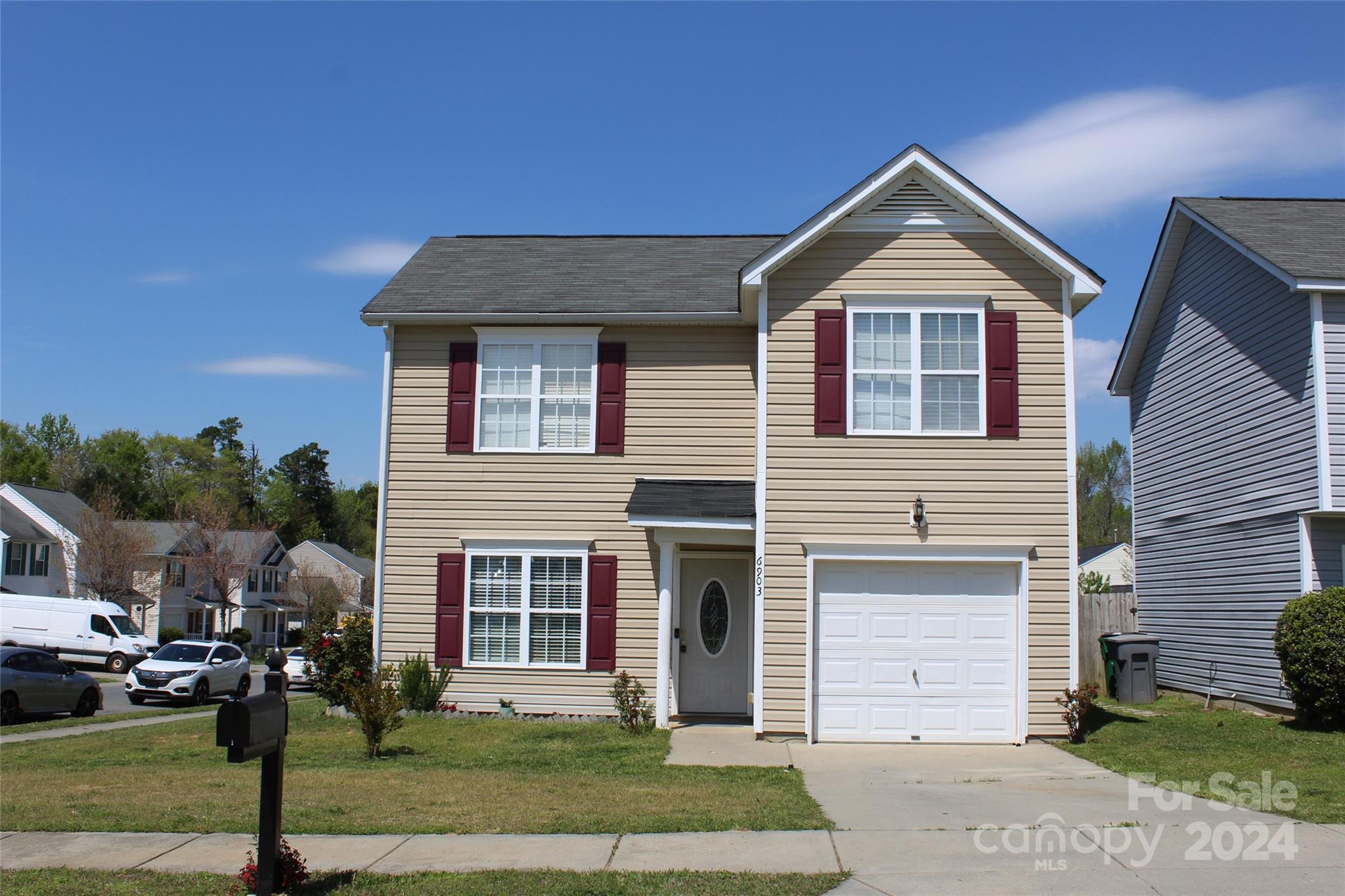 Maddox Ct, Charlotte, NC 28269