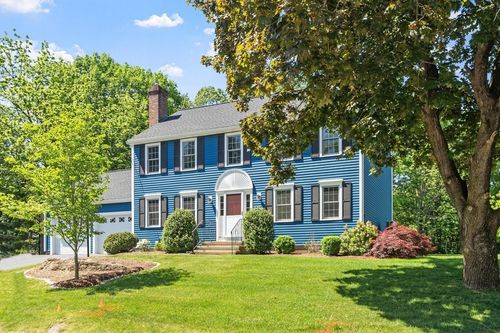 10 John Swift Rd, Acton, MA, 01720 | Card Image