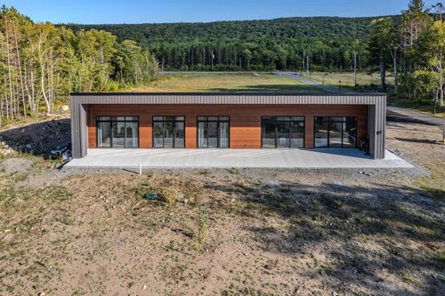 5416 E Bay Highway, Ben Eoin, NS, B1J1P4 | Card Image