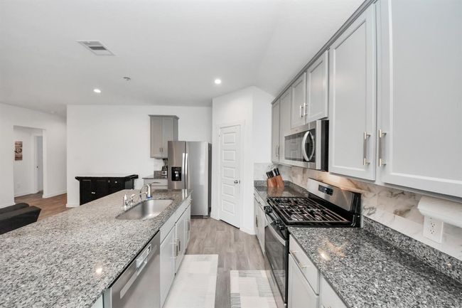 31811 Whittis Hill Way, House other with 3 bedrooms, 2 bathrooms and 2 parking in Fulshear TX | Image 16