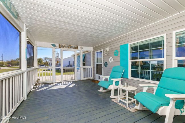 302 Bayview Dr, House other with 3 bedrooms, 2 bathrooms and 1 parking in Harkers Island NC | Image 12