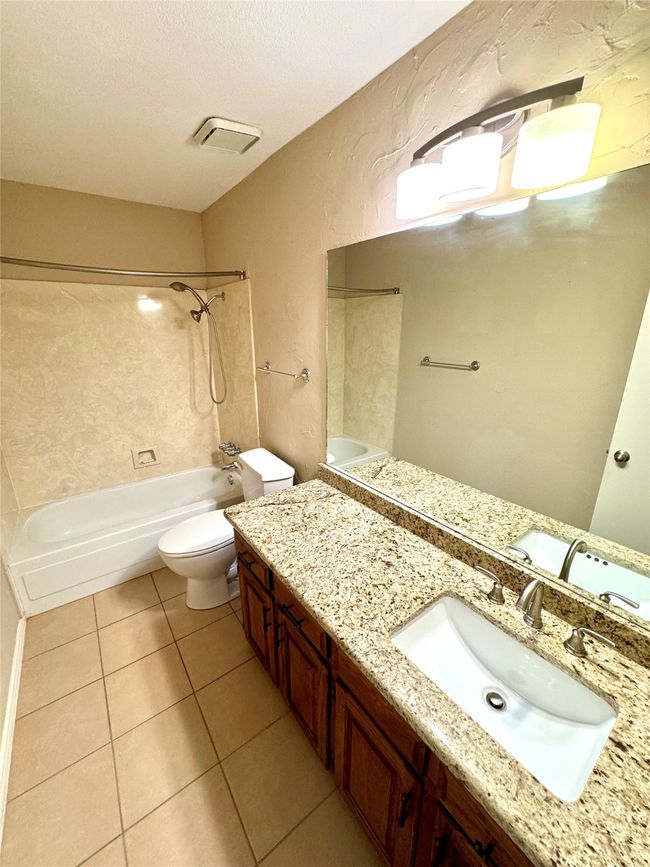 1205 University Dr, Home with 3 bedrooms, 2 bathrooms and null parking in Plano TX | Image 7