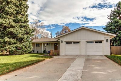 422 Oswego Street, House other with 5 bedrooms, 3 bathrooms and 4 parking in Aurora CO | Image 1