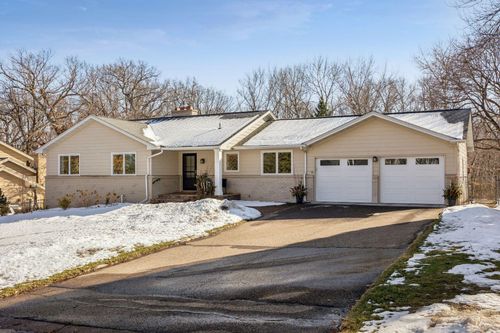 660 Windemere Curv, Plymouth, MN, 55441-5759 | Card Image