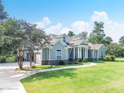 23894 Stablewood Dr, Pass Christian, MS, 39571-5519 | Card Image