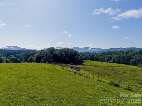 99999 Farm Hills Ln, Fletcher, NC, 28732 | Card Image