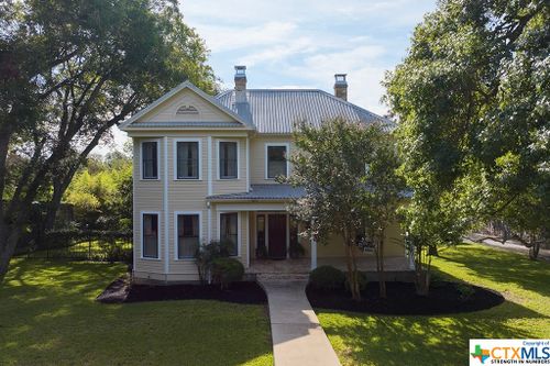 819 Belvin St, San Marcos, TX, 78666-4256 | Card Image