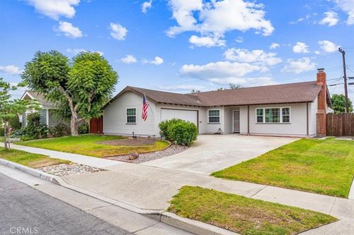 16211 Fantasia, Huntington Beach, CA, 92649 | Card Image